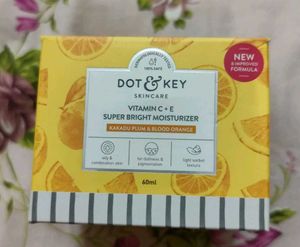 Dot & Key Vitamin C+E Super Bright Moisturizer