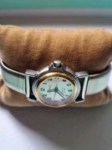 Vintage Women's manual winding Wristwatch