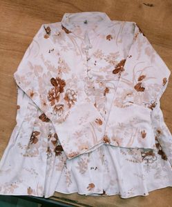 Chic Floral Print top