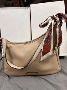 Elegant Beige Shoulder Bag
