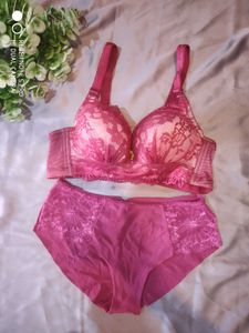 Lace Bra & Panty Set