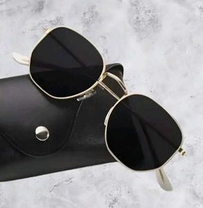 Stylish black trendy Sunglasses