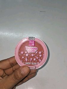 blush lipstick lipgloss