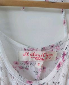 Floral Lace Top &amp; Shorts Set