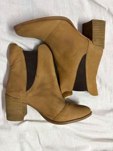 Tan/Brown Chelsea Ankle Boots with Block Heel