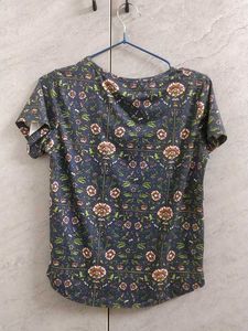 Floral Print V-Neck T-Shirt