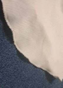 Square Neck Off White. Crop Top