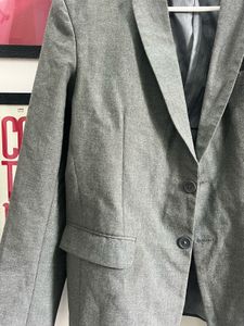 Gray Blazer - Stylish &amp; Versatile