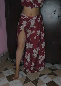 Flowy 🌹 🌺 Floral Print Maxi Skirt