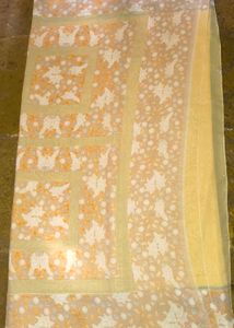 Beautiful Saree with Floral Print