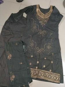 Embellished Kurta Set with Dupatta