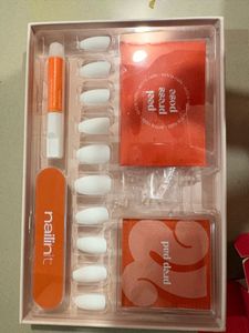 Nailite 24 Ready to Use Press-On Nails
