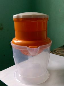 Bright Orange Juicer