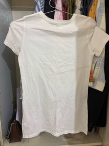 Gap White T-Shirt