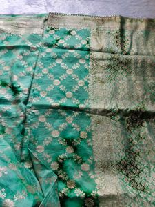 Stylish Banarsi Saree (Women's)
