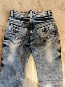 Stylish Acid Wash Jeans with Patches