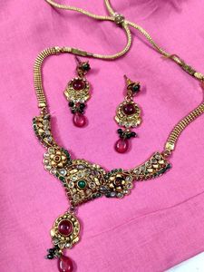 Polaki Necklace and Earring Set