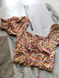 Floral Print Smocked Top