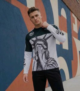 Unique Statue of Liberty Graphic T-Shirt (size-L)