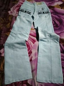 RARE Y2K WHISKERED STRAIGHT FIT JEA