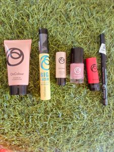 Oriflame oncolour make-up kit