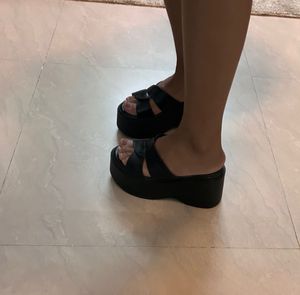 Steppings Heels