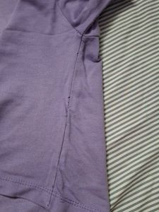 Lavender Graphic Cropped T-Shirt