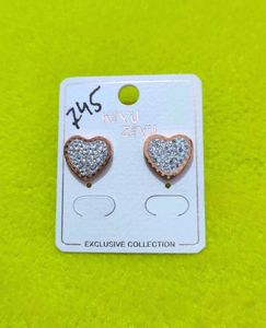 Cartier Brand,Anti Tarnish Heart Shape Ear Studs With Ad Stone