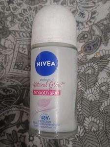 Nivea Natural Glow Deodorant
