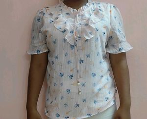 white floral printed tops for women