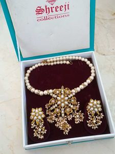 Pearl Floral Designer Necklace &amp; Earrings Set