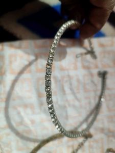 Set of 2 Choker Necklaces with earrings