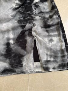Stylish Tie-Dye Mini Skirt