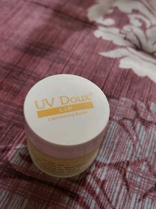 Nourishing Lip Balm Pot