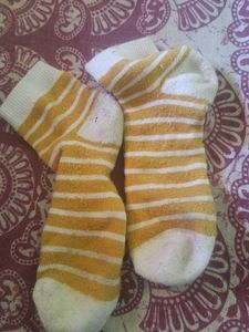 Striped Crew Socks - Yellow &amp; White