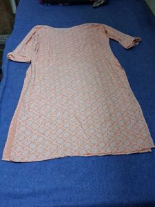 Women's Peach Printed Kurta Set with Dupatta