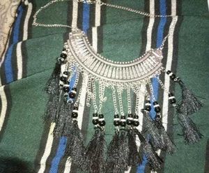 Beautiful Necklace for Womens and Girls...