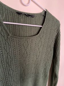 Green Cropped Knit Top