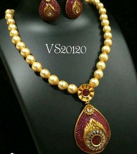 Elegant Pearl and Ruby Necklace Set