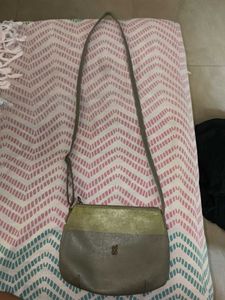 Chic Crossbody Bag baggit