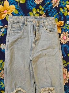 Zara Light Wash Denim Jeans