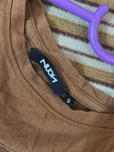 Nuon cut out crop top - S