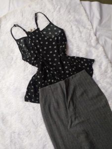 ♥️Chic Black Floral Top &amp; Grey Trousers Set♥️