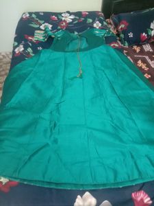 A BEAUTIFUL ETHNIC FULL GOWN