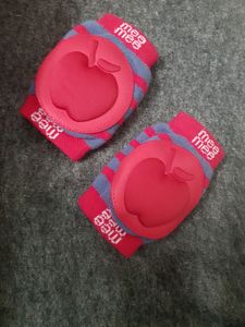 Kneecap For Babies