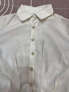 Elegant White Collared Button-Up Top