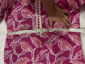 Pink Leaf Print Kurta Set