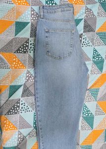 H&amp;M Mom Jeans Light Wash Denim with T