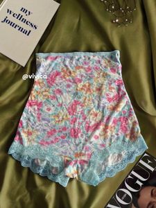 🇨🇦Imported Peach John High Waist Panty Shorts