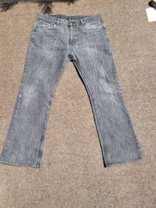 Classic Light-Wash Wide-leg Jeans